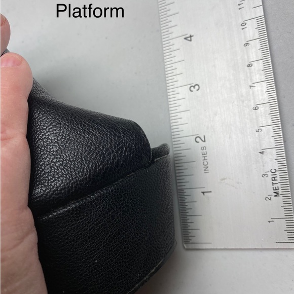 Steve Madden BLK Faux Leather Chunky Heel Sandals, 7 Spring Sale - Picture 6 of 8